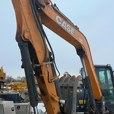 Deep-Cleaning-and-Maintenance-of-CASE-Excavator 7